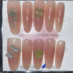 SIZE MEDIUM LONG OVAL 062