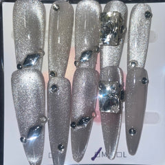 SIZE MEDIUM X-LONG ALMONDS 026