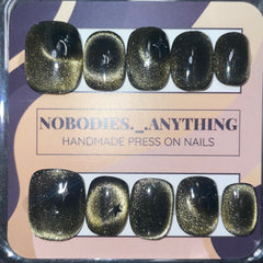 SIZE LARGE SHORT CIRCLE 173