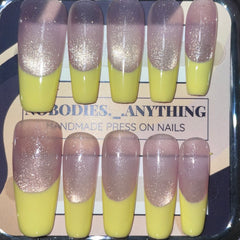 SIZE MEDIUM LONG COFFIN 122
