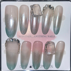 SIZE SMALL LONG OVAL 086