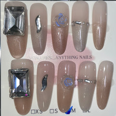 SIZE MEDIUM LONG OVAL 041