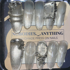 SIZE MEDIUM LONG OVAL 037