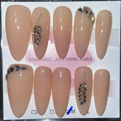 SIZE MEDIUM LONG ALMOND 036