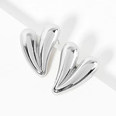 WHITE GOLD DIPPED CHUNKY METAL HEART EARRINGS