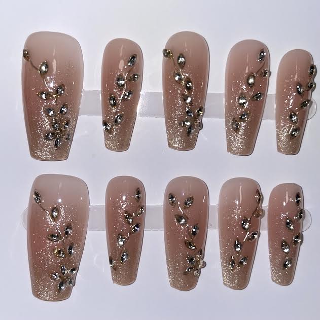 NAIL SET 543
