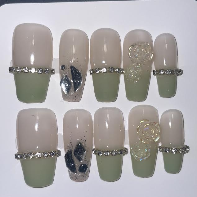 NAIL SET 895