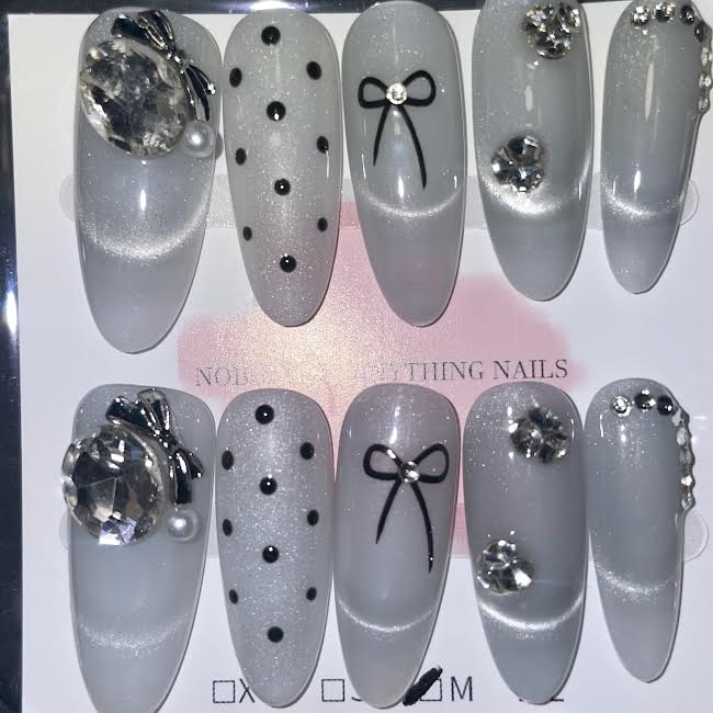 NAIL SET 527