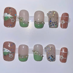 NAIL SET 551