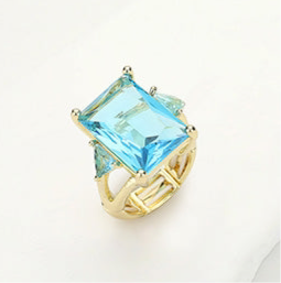 RECTANGLE CRYSTAL STRETCH RING