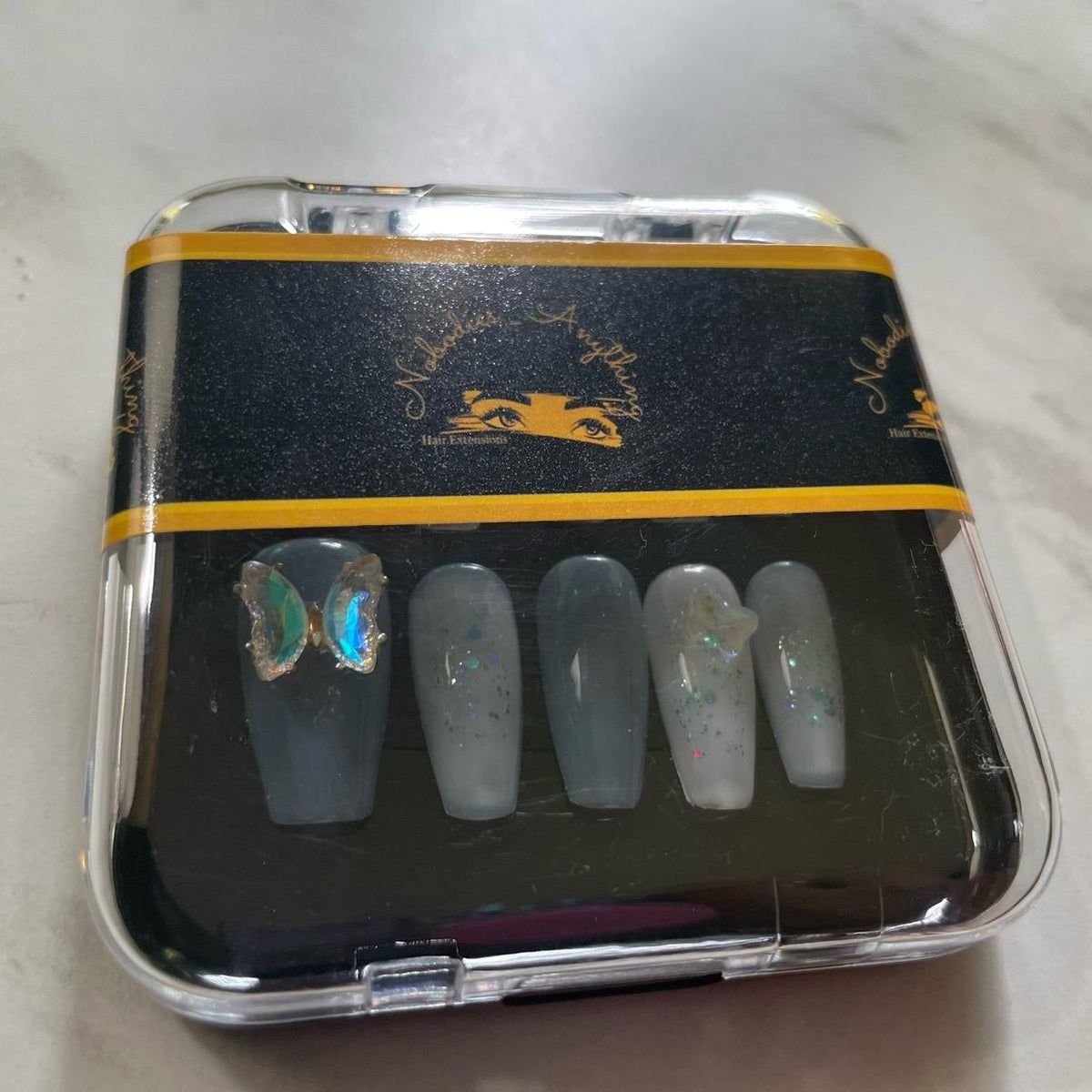 CLEARANCE PRESS ON NAILS