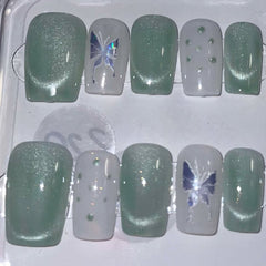 PRESS ON NAILS