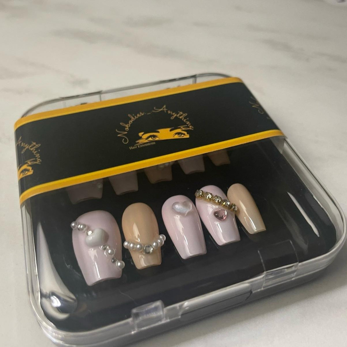 CLEARANCE PRESS ON NAILS