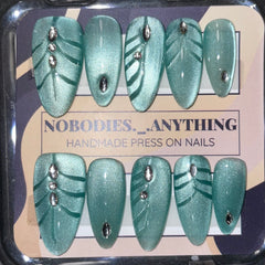 SIZE MEDIUM MED. ALMOND 003