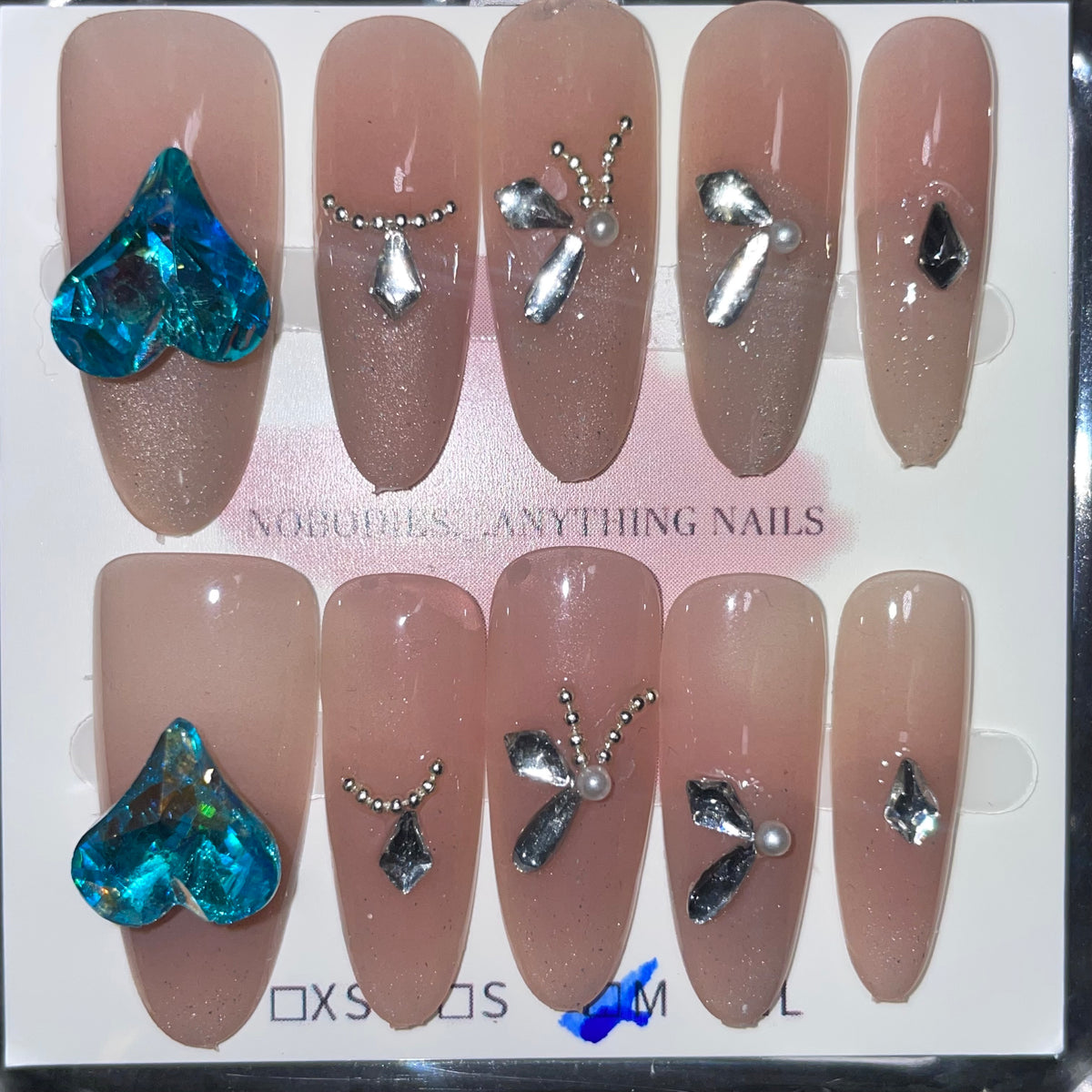 SIZE MEDIUM LONG OVAL 061