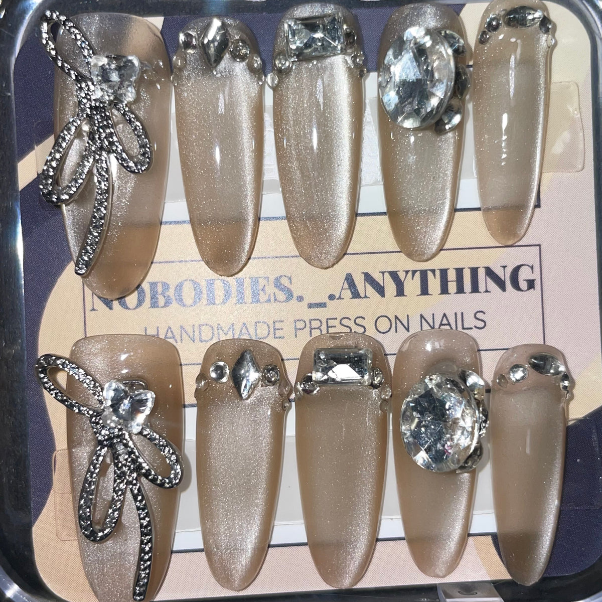 SIZE MEDIUM LONG OVAL 060