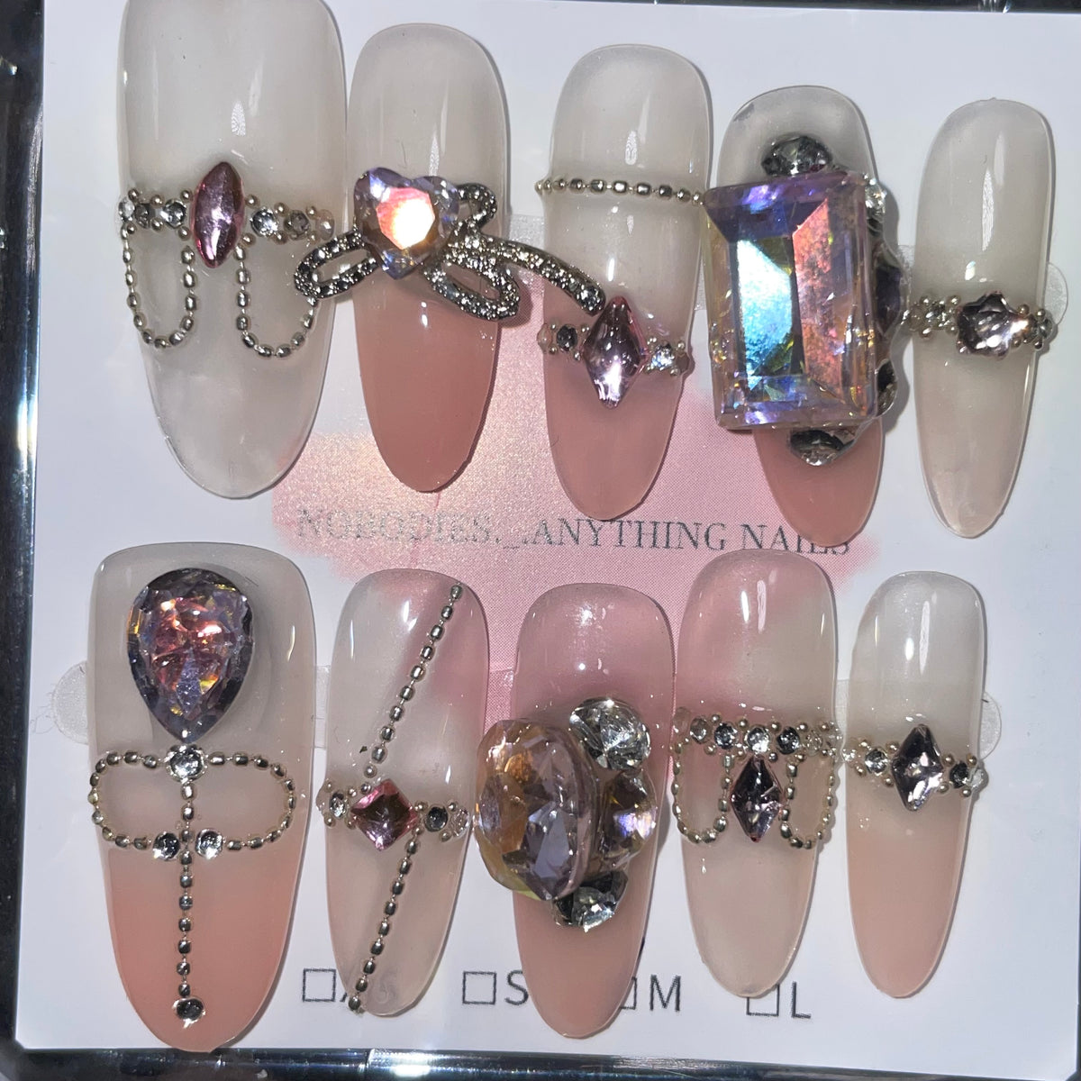 SIZE MEDIUM LONG OVAL 059