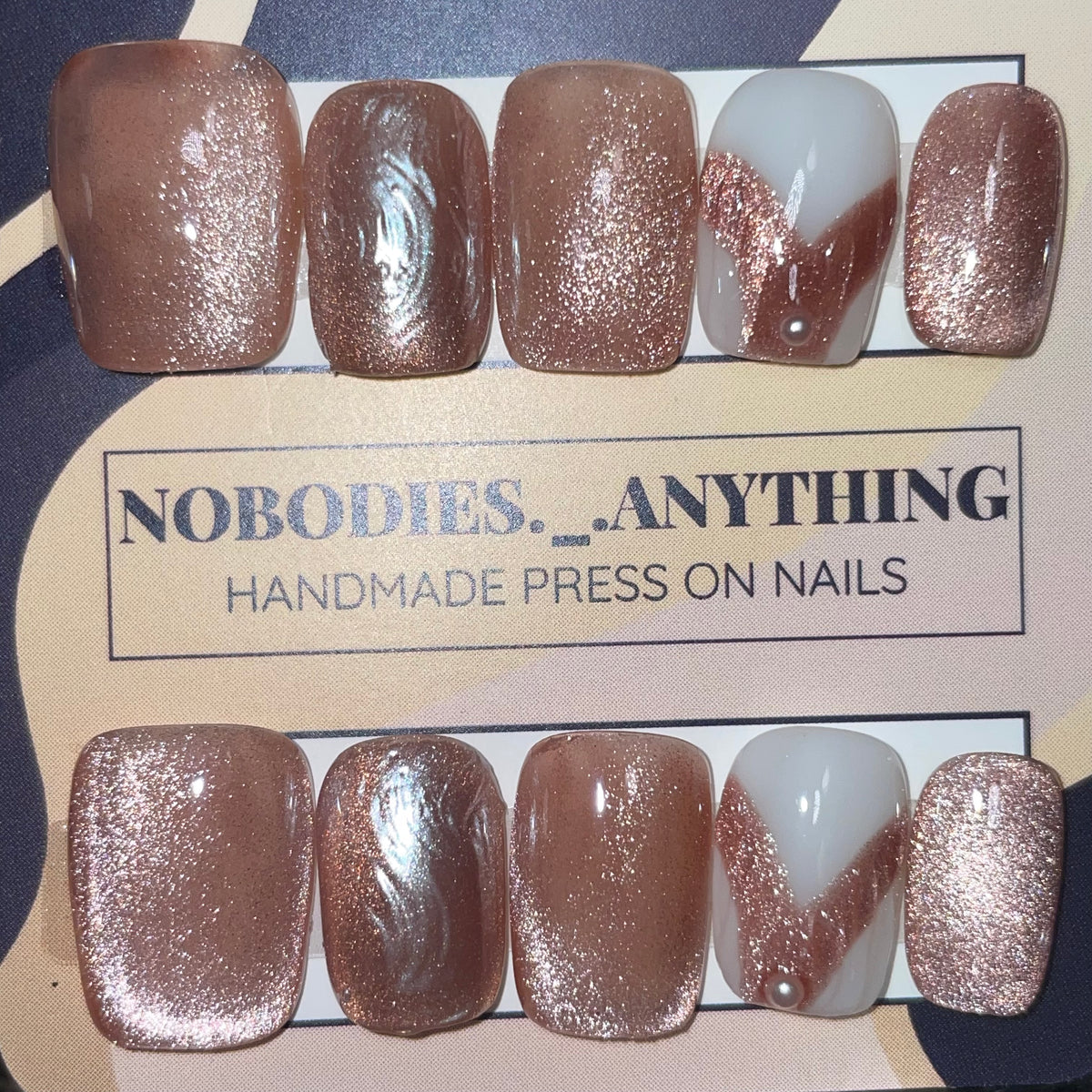 SIZE LARGE SHORT SQUARE 078