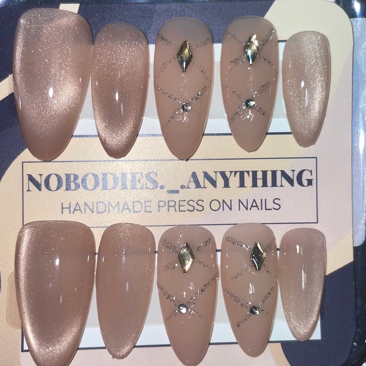 SIZE MEDIUM MED ALMOND 094