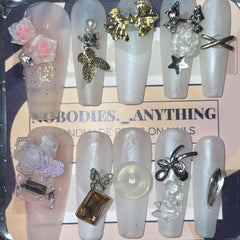 SIZE MEDIUM LONG COFFIN 062