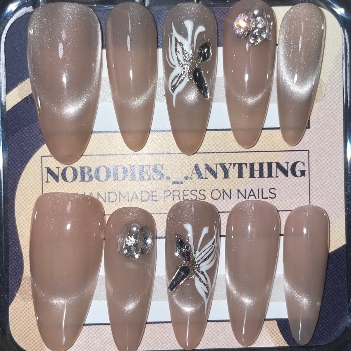 SIZE MEDIUM LONG ALMOND 056