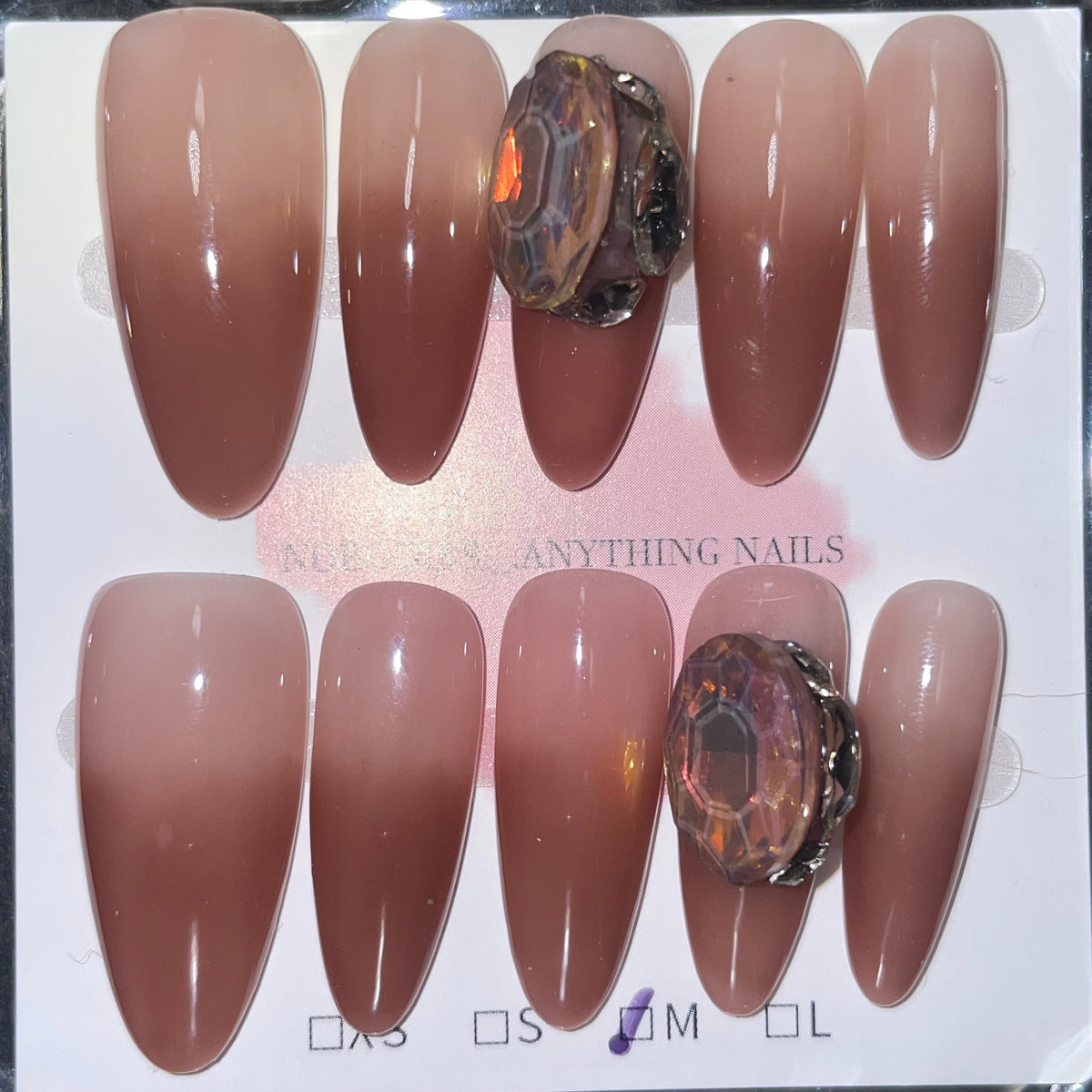 SIZE MEDIUM LONG ALMOND 070