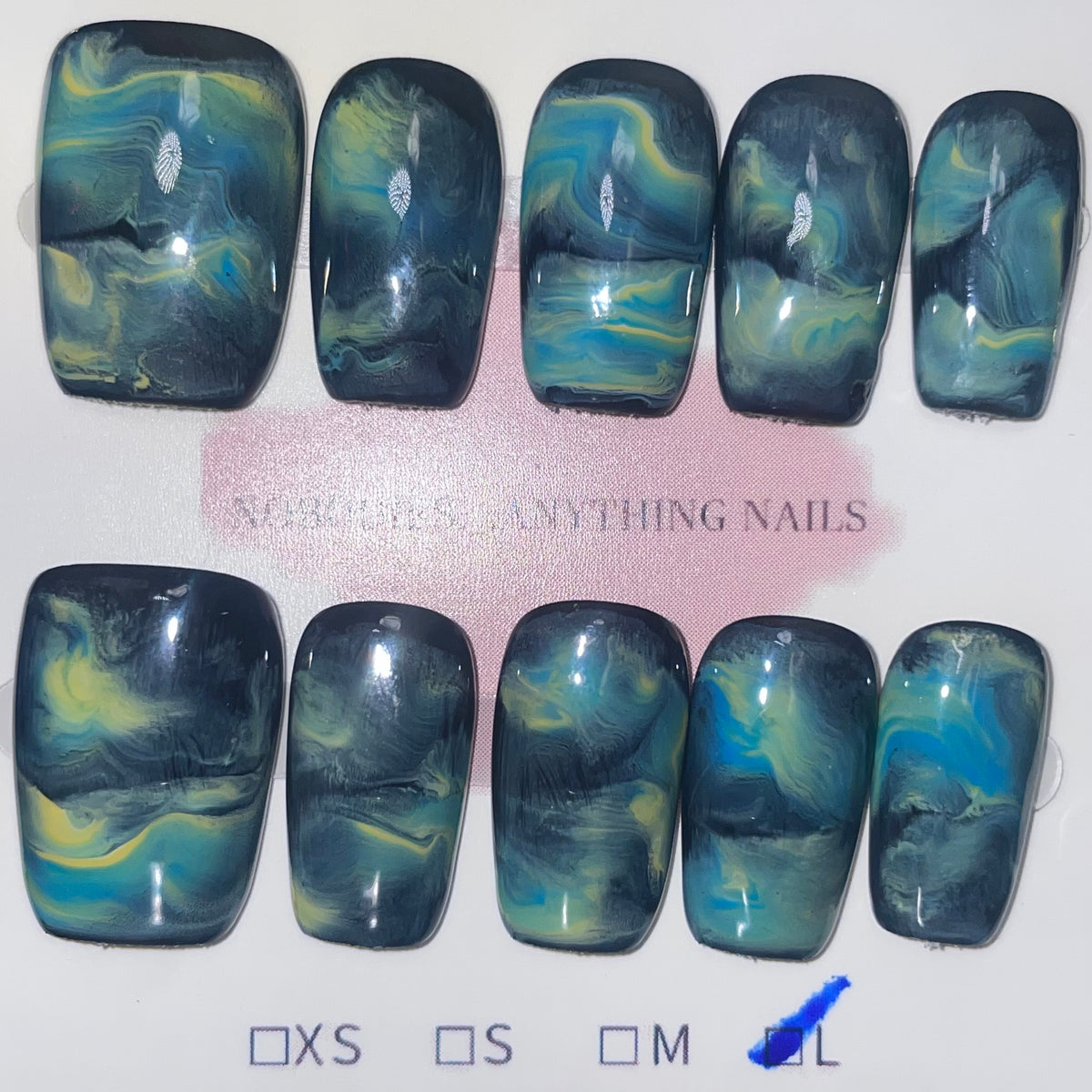 SIZE LARGE MED SQUARE 031