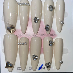 SIZE MEDIUM STILETTO 059