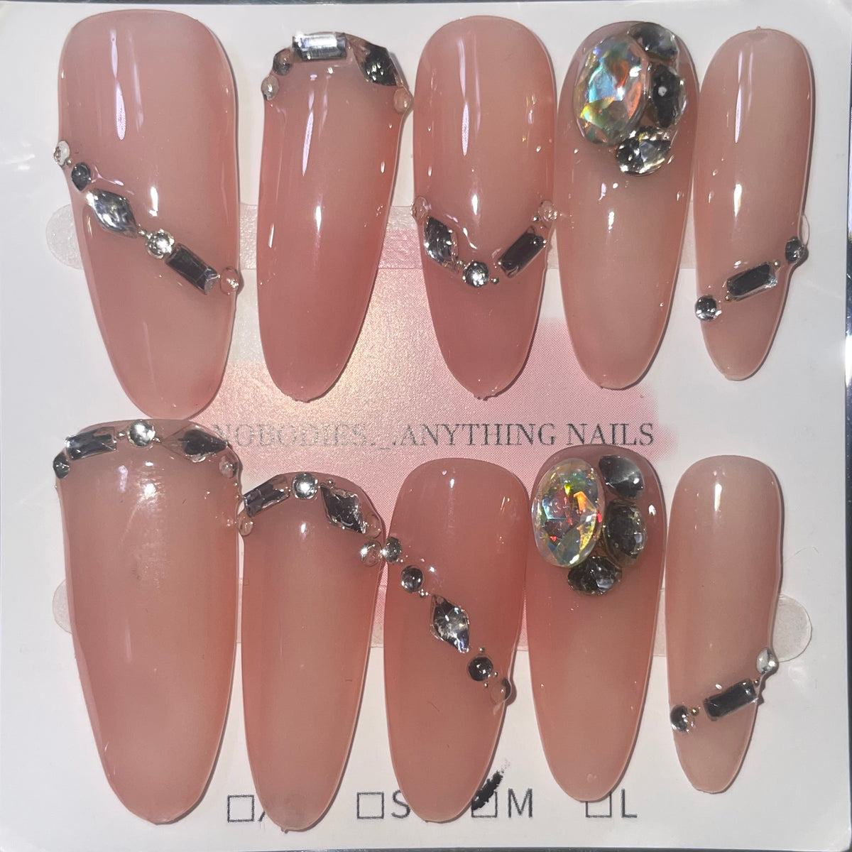 SIZE MEDIUM LONG OVAL 102