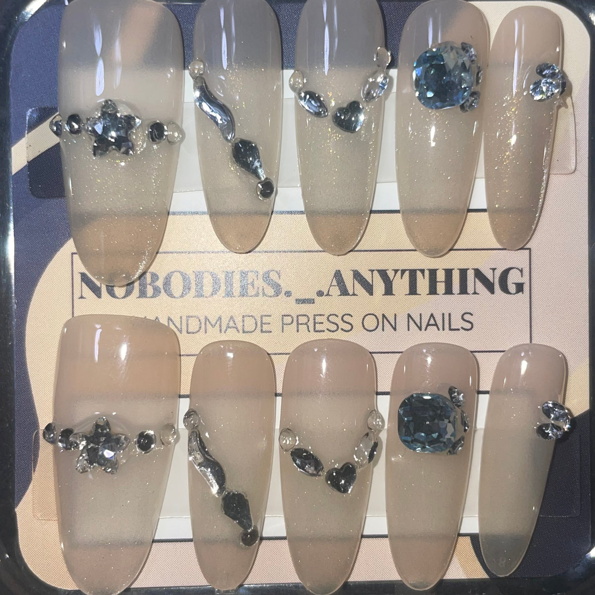 SIZE MEDIUM LONG OVAL 101