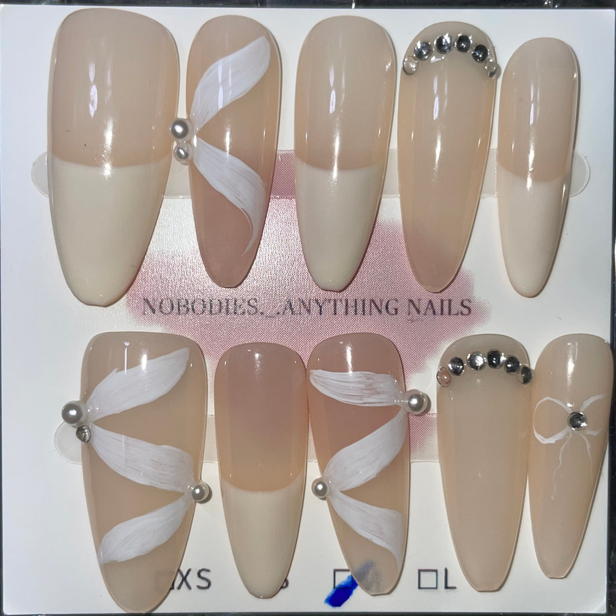 SIZE MEDIUM LONG ALMOND 077
