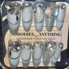 SIZE MEDIUM LONG OVAL 025