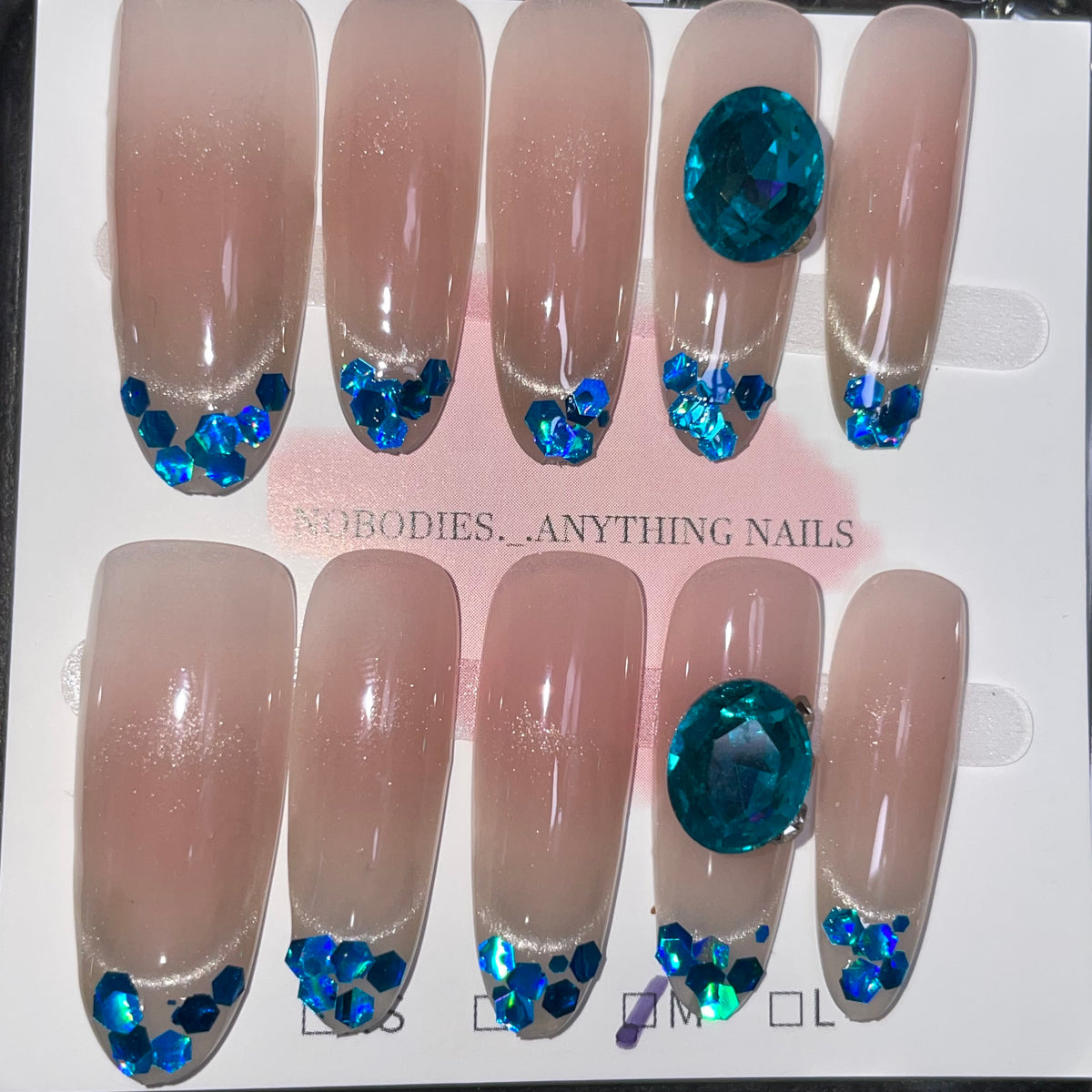 SIZE MEDIUM LONG OVAL 028