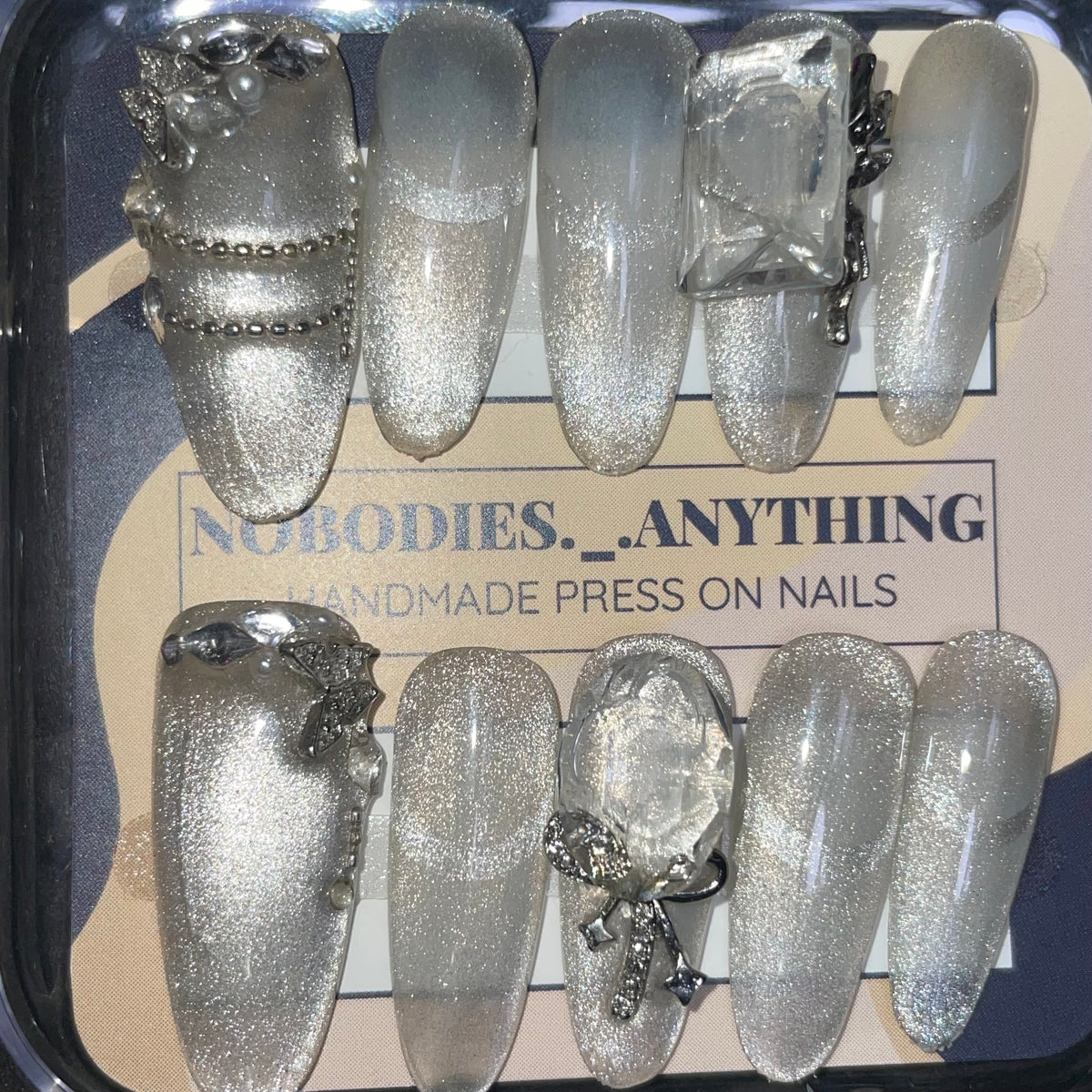 SIZE MEDIUM LONG OVAL 037