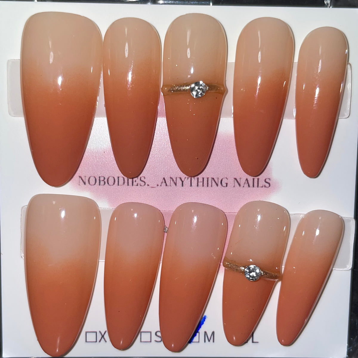 SIZE MEDIUM LONG ALMOND 020