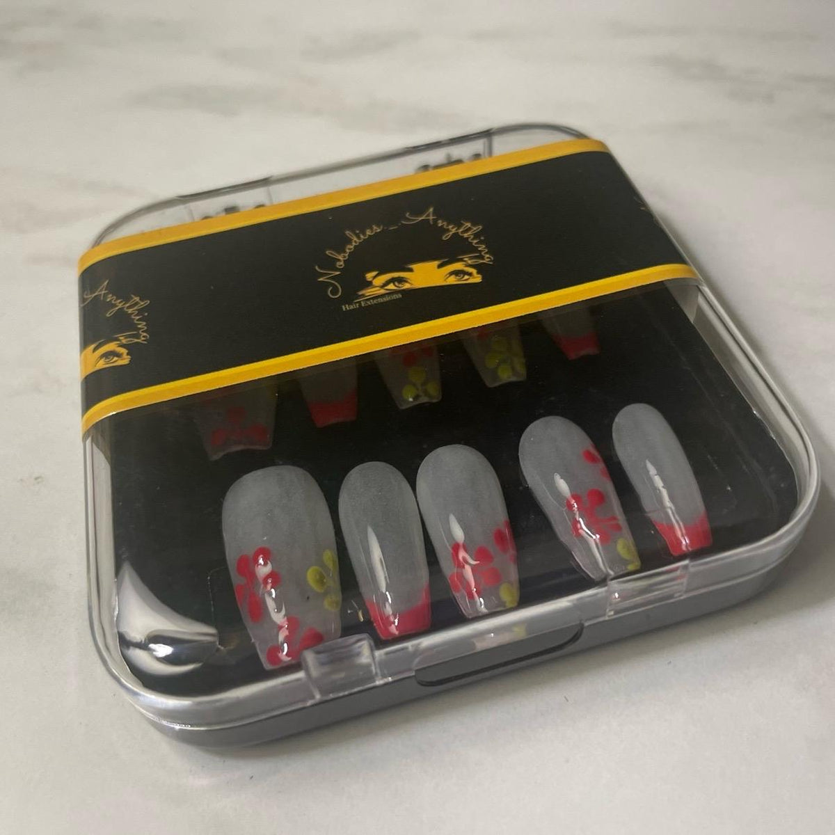 CLEARANCE PRESS ON NAILS